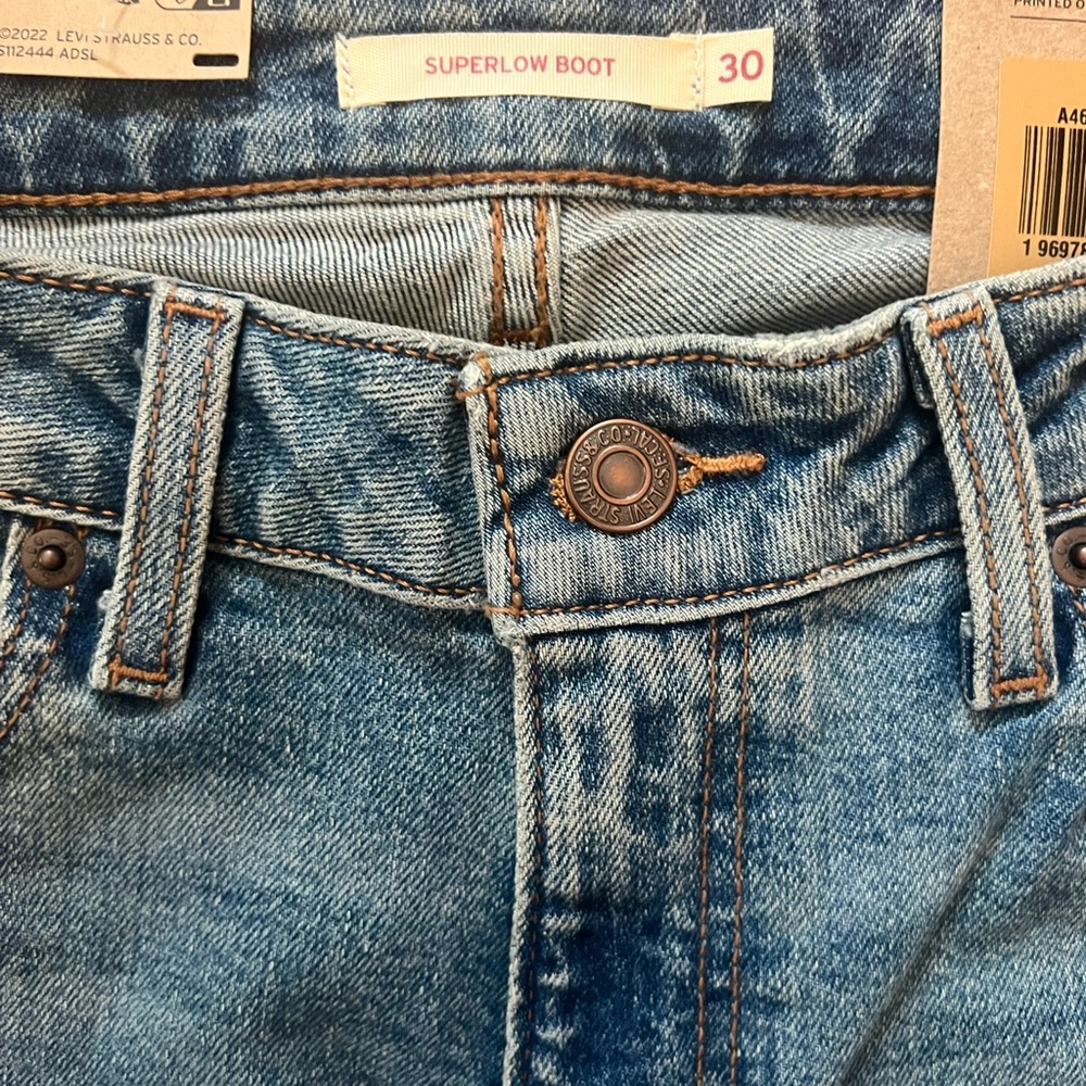 Levi's‎ Women's Super Low Bootcut Blue Jeans Size 30x32 New